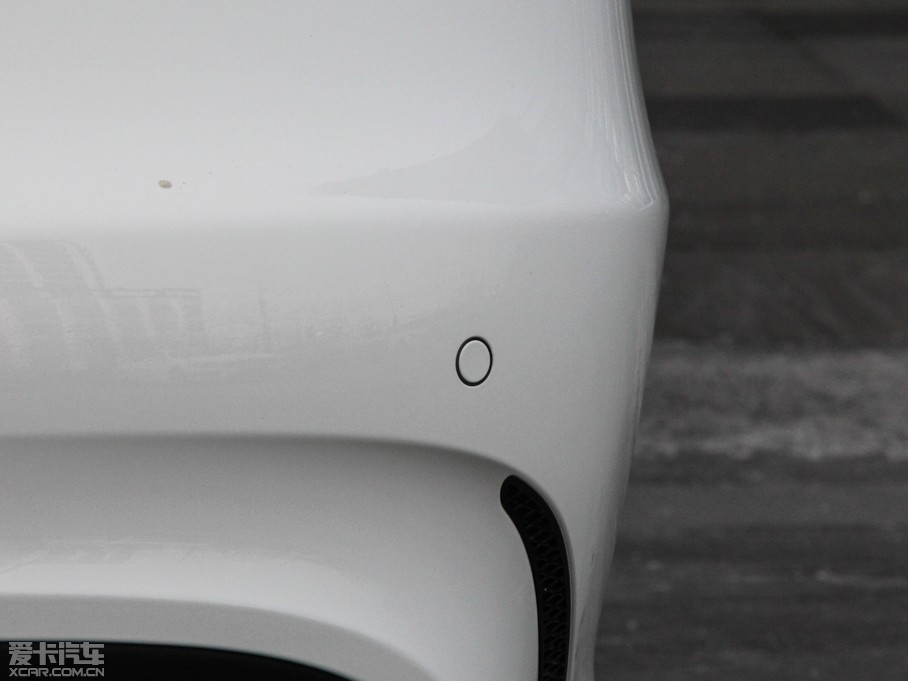 2015YE(j) E 320L \(yn)(dng)