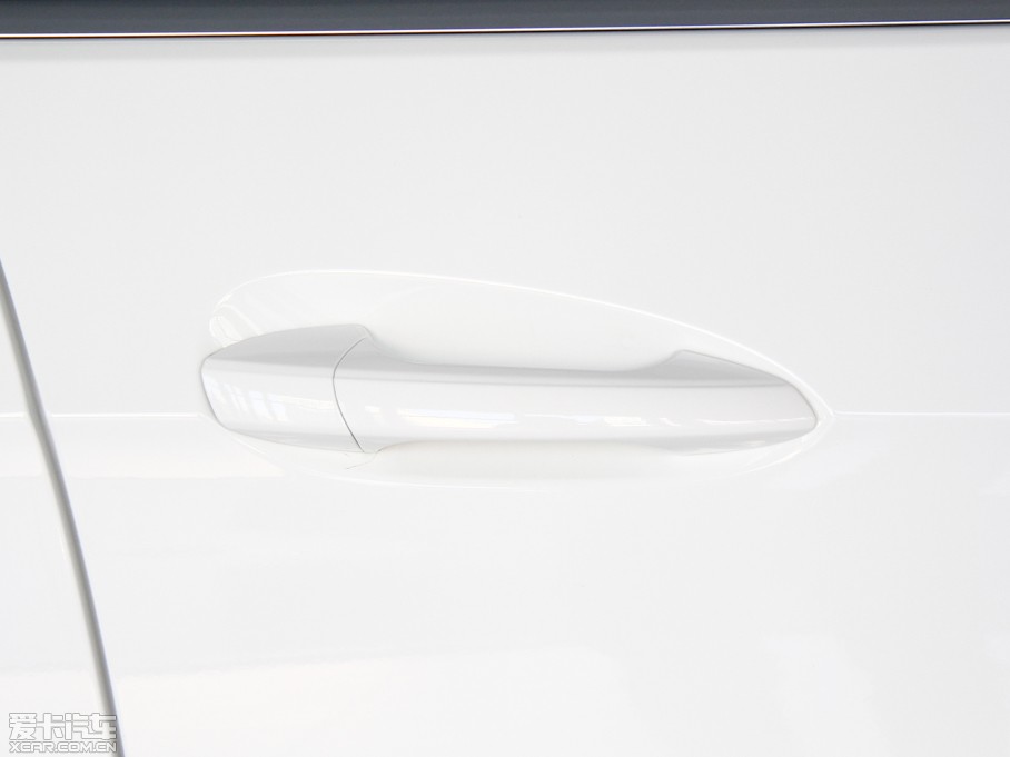 2015YE E 320L 4MATIC