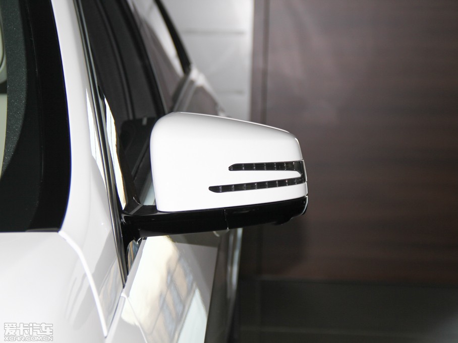 2015YE E 320L 4MATIC