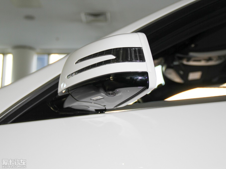 2015YE E 320L 4MATIC