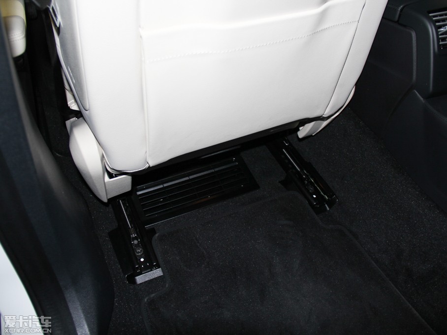 2015YE(j) E 320L 4MATIC