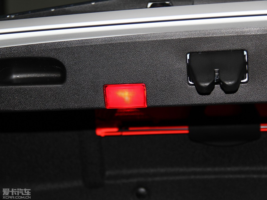 2015YE E 320L 4MATIC