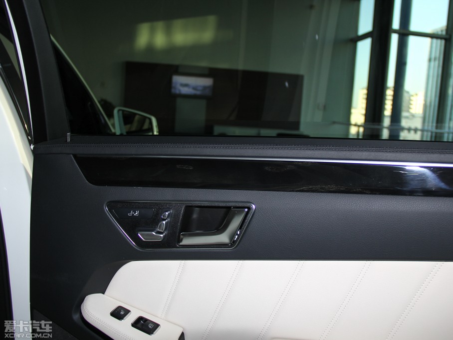 2015YE E 320L 4MATIC