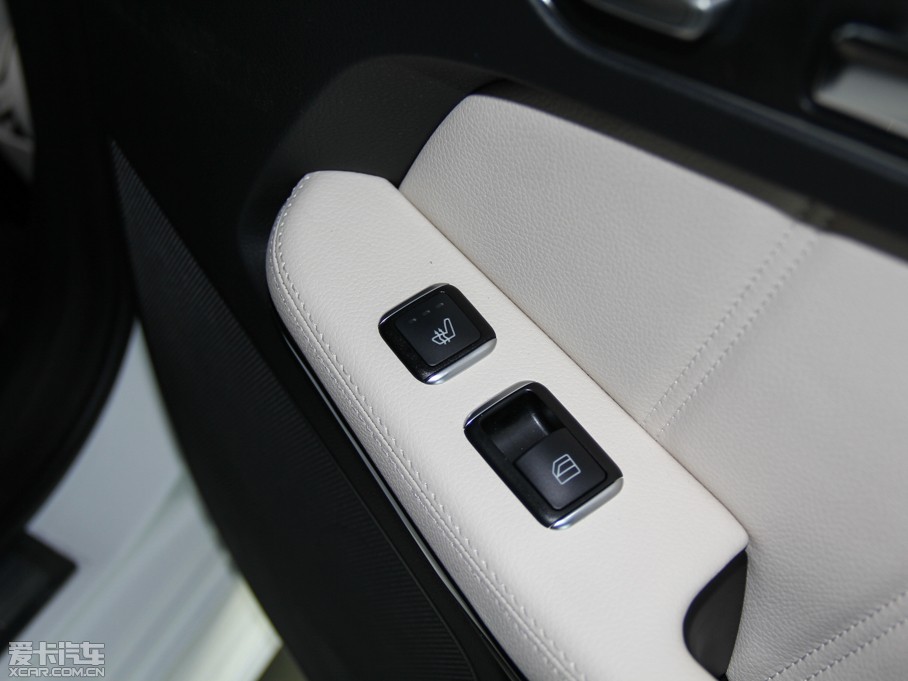 2015YE E 320L 4MATIC