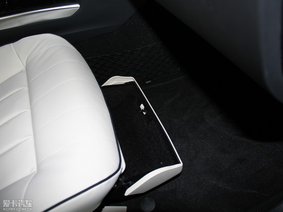 2015YE E 320L 4MATIC