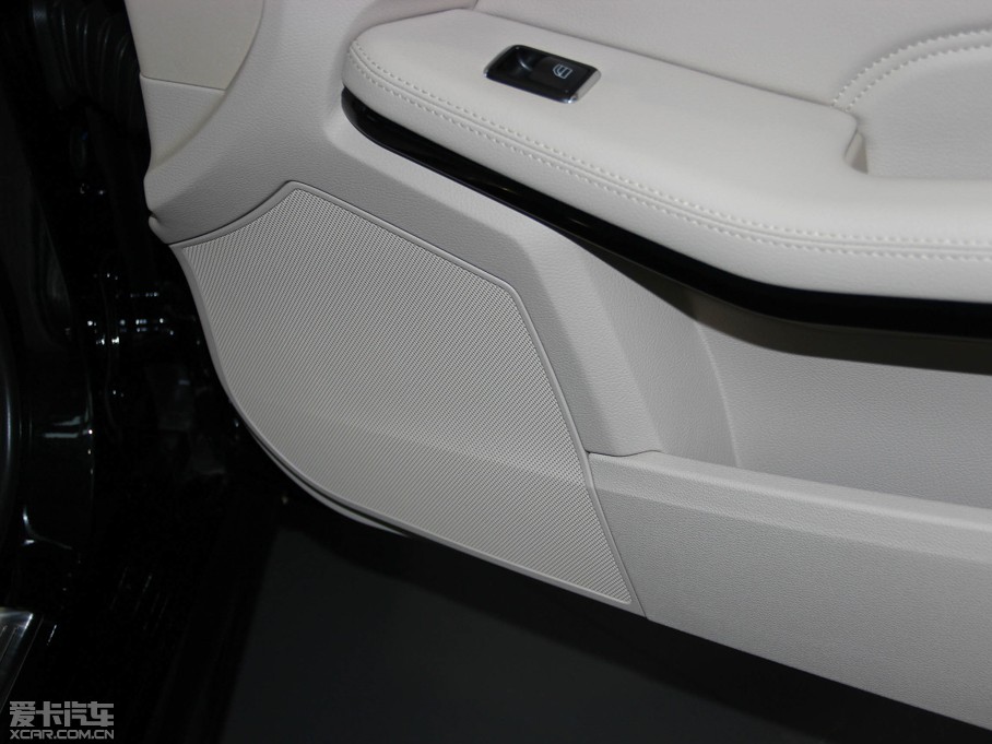 2015YE E 320L 4MATIC