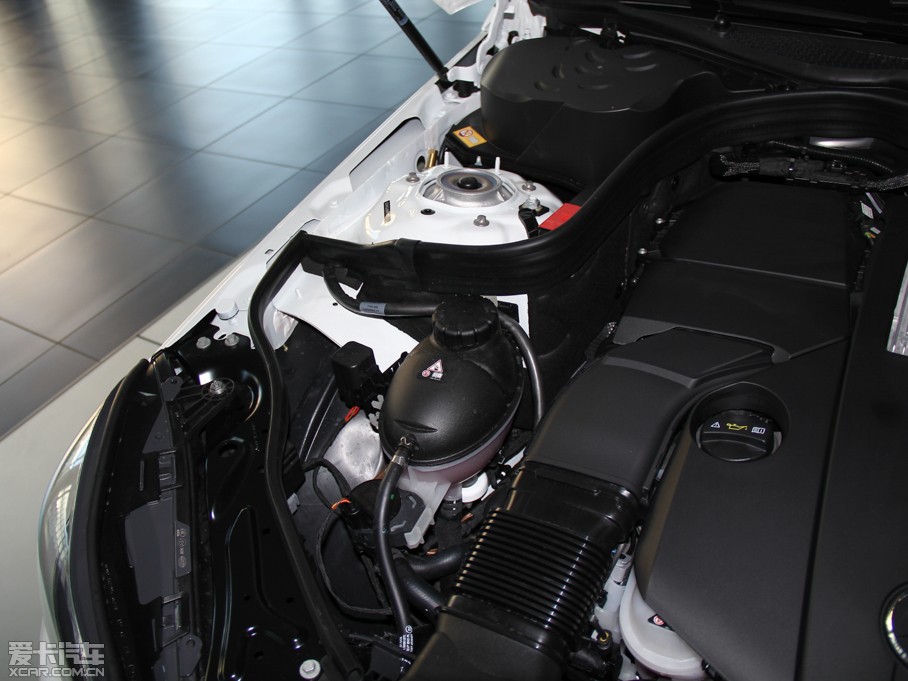 2015YE(j) E 320L 4MATIC