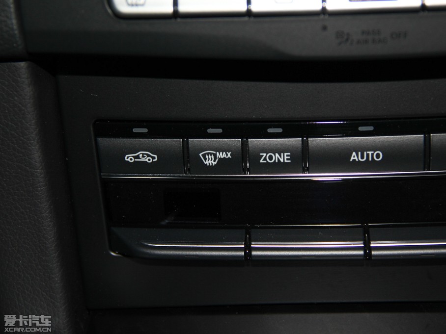 2015YE(j) E 320L 4MATIC