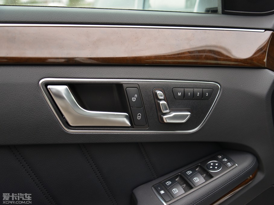 2015YE(j) E 260L A