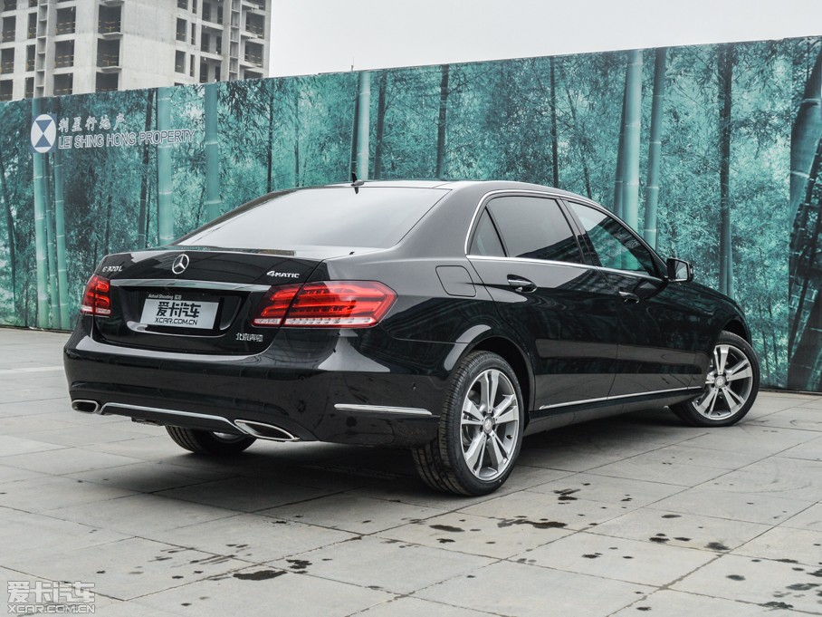 2015YE E 320L 4MATIC A