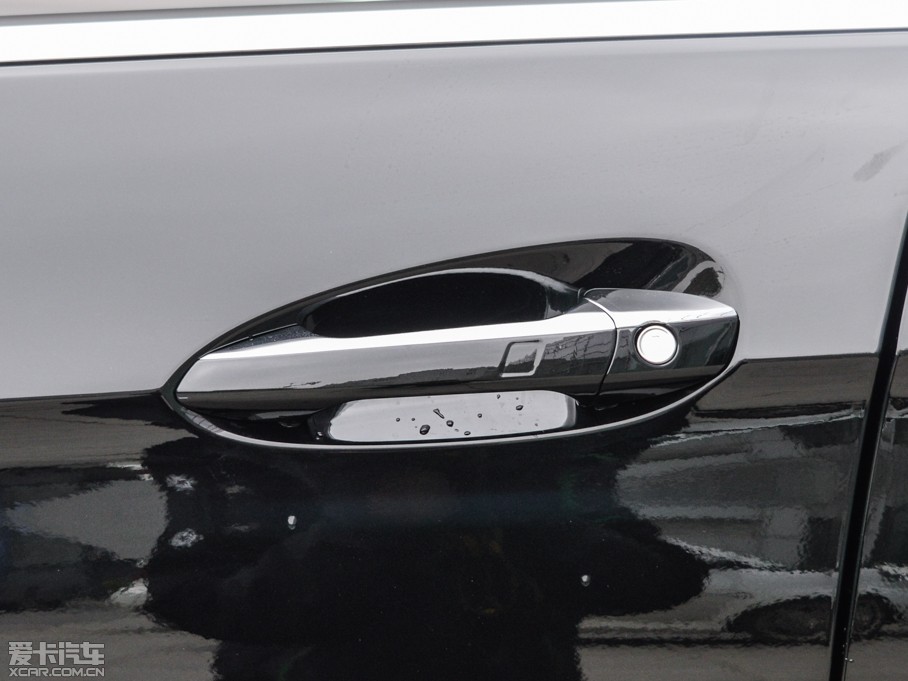 2015YE E 320L 4MATIC A