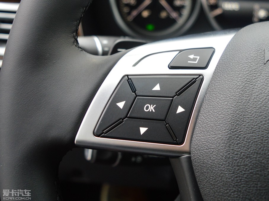 2015YE(j) E 320L 4MATIC A