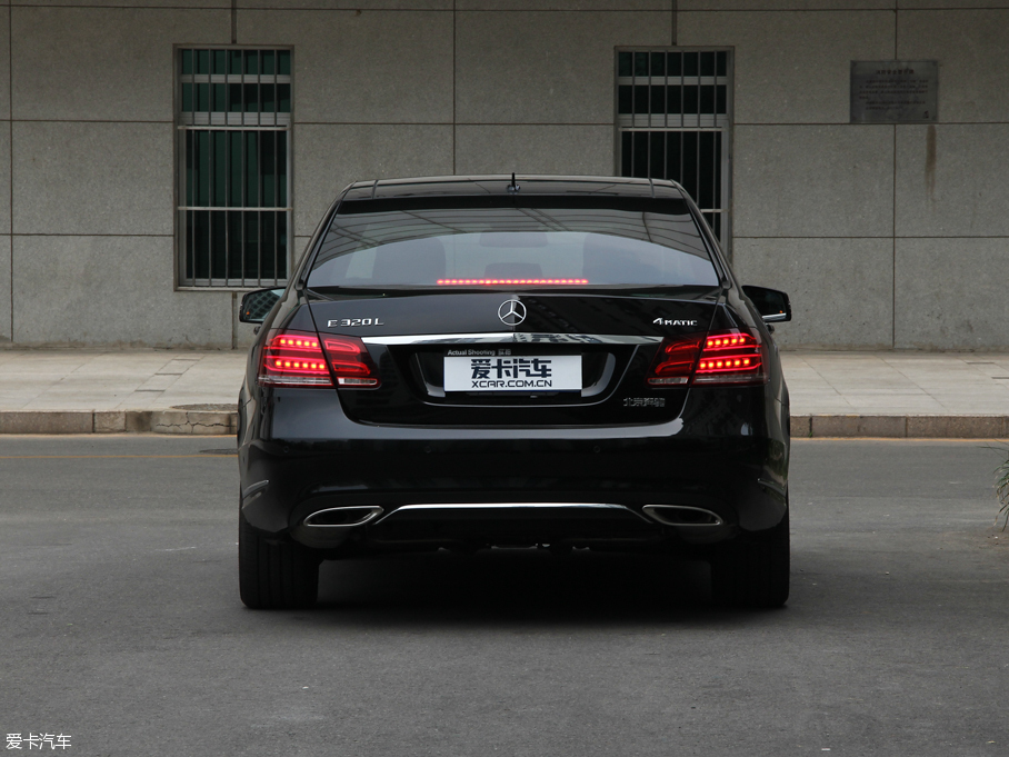 2015YE E 320L 4MATIC A