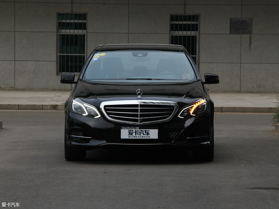 2015YE E 320L 4MATIC A