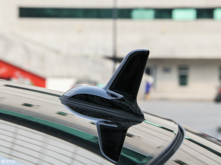 2015YE E 320L 4MATIC A