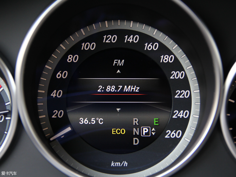 2015YE(j) E 320L 4MATIC A