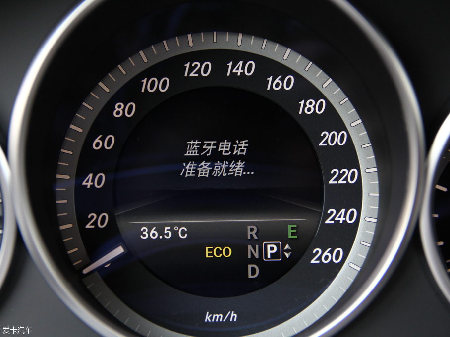 2015YE E 320L 4MATIC A