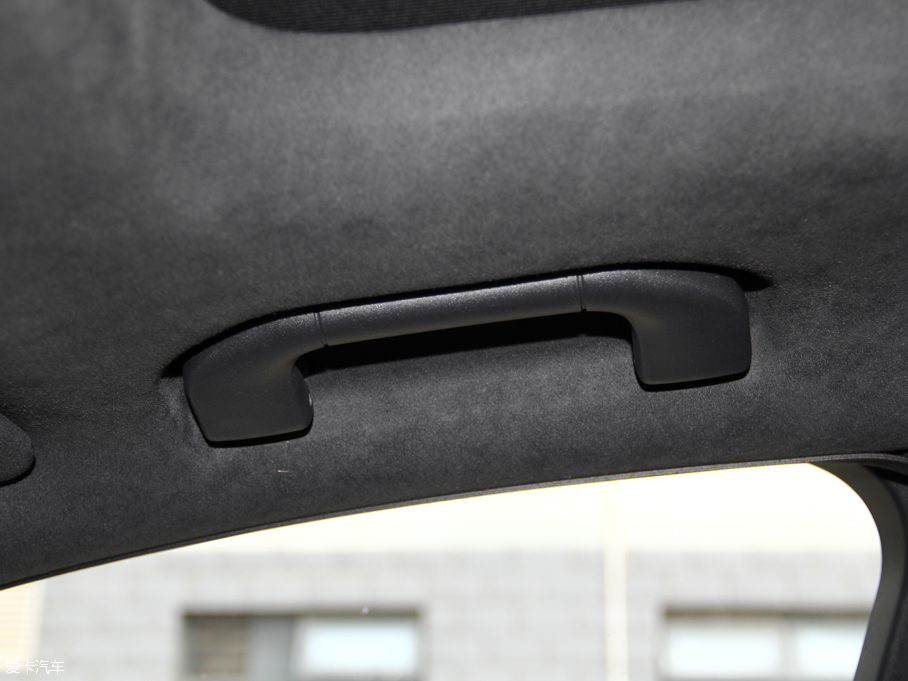 2015YE E 320L 4MATIC A