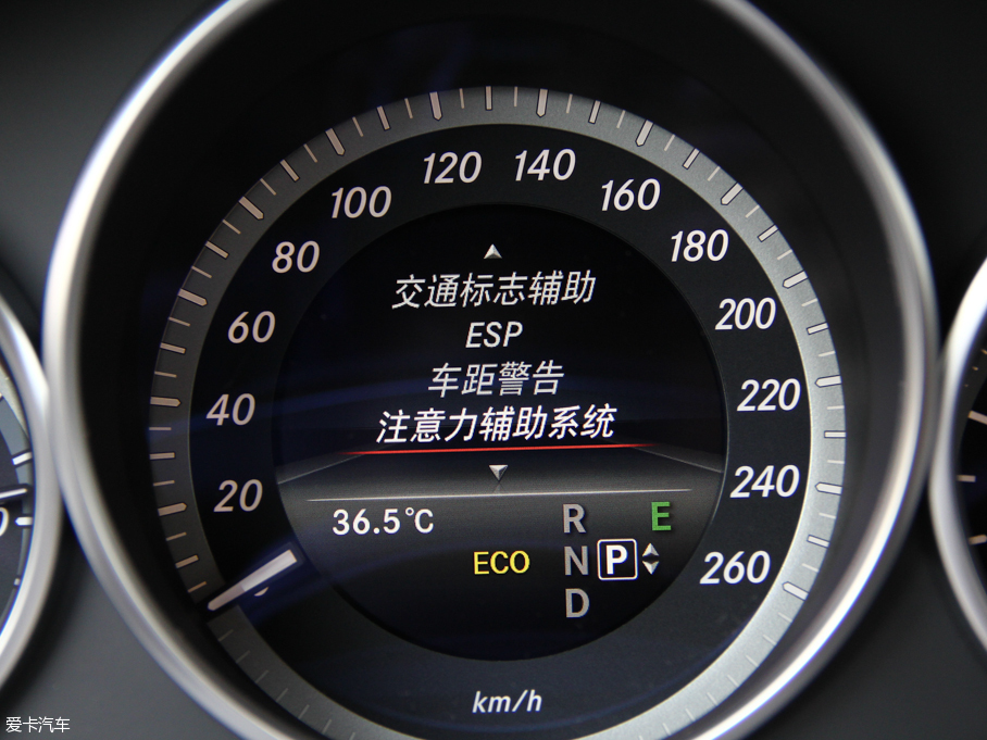 2015YE E 320L 4MATIC A