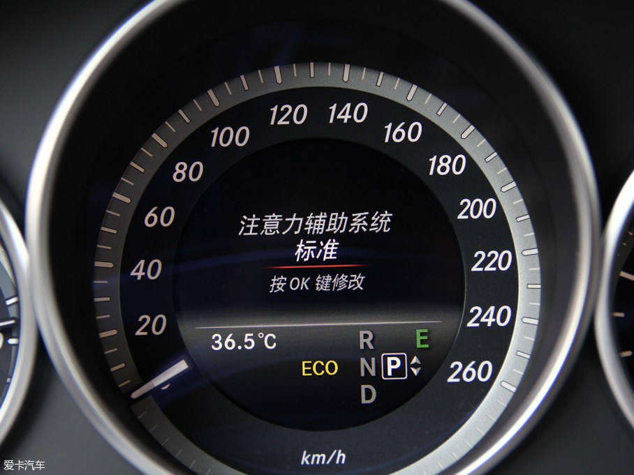 2015YE(j) E 320L 4MATIC A