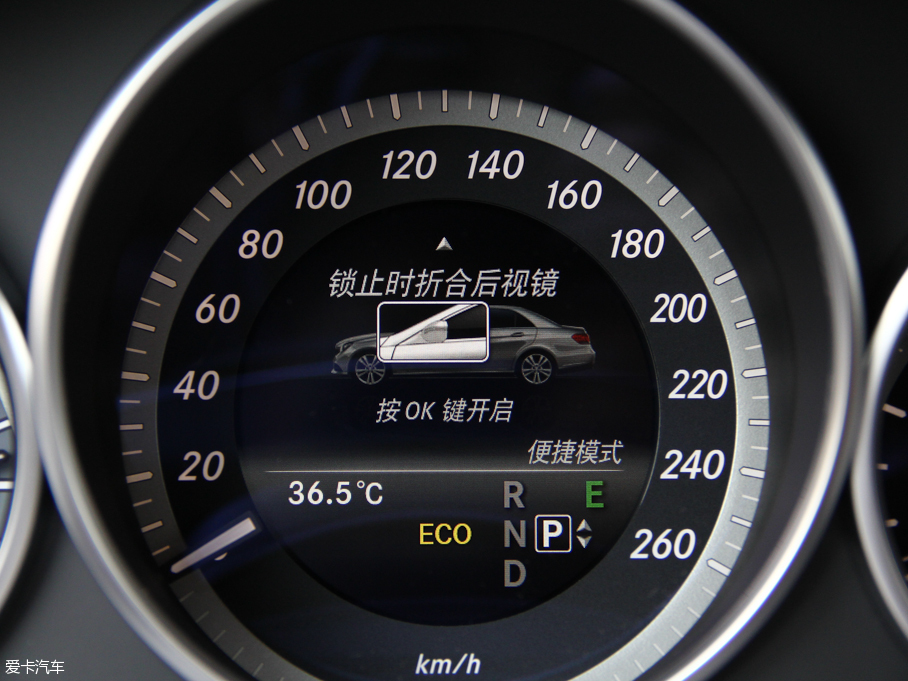 2015YE(j) E 320L 4MATIC A