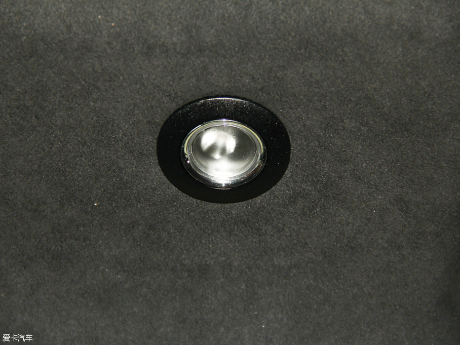 2015YE(j) E 320L 4MATIC A