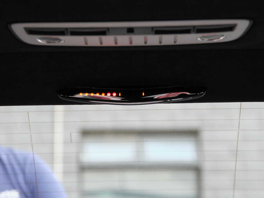 2015YE(j) E 320L 4MATIC A