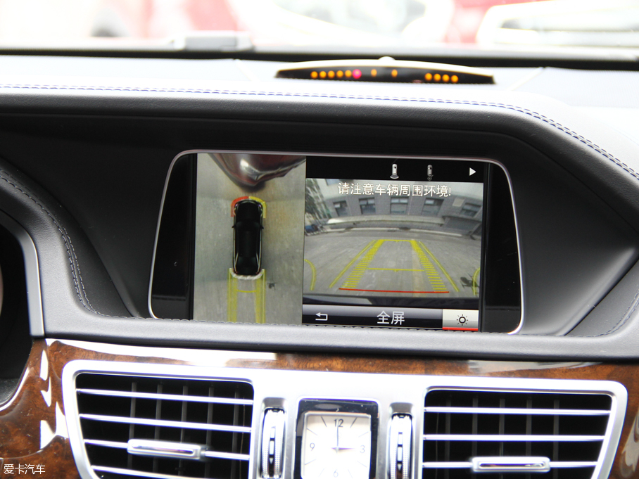 2015YE E 320L 4MATIC A