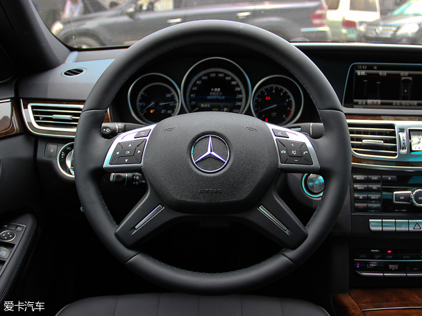 北京奔馳2015款奔馳E級