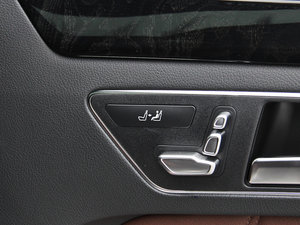 2015E 320L 4MATIC \ g