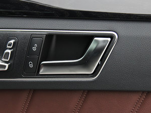 2015E 320L 4MATIC \ g