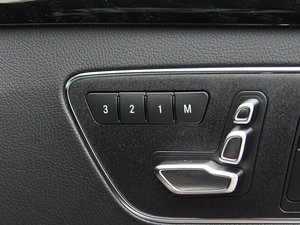 2015E 320L 4MATIC \ g