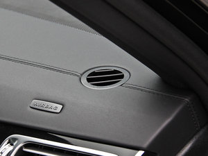 2015E 320L 4MATIC \ g