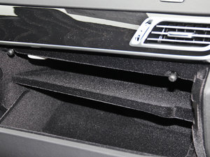 2015E 320L 4MATIC \ g