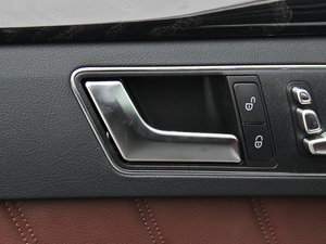 2015E 320L 4MATIC \ g