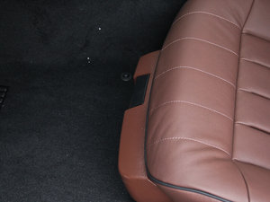 2015E 320L 4MATIC \ g