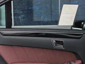 2015E 320L 4MATIC \ g