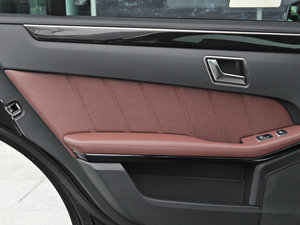 2015E 320L 4MATIC \ g