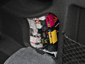 2015E 320L 4MATIC \ g