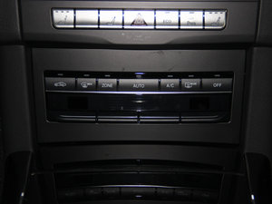 2015款E 320L 空调调节