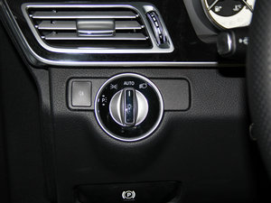 2015E 320L 4MATIC п؅^