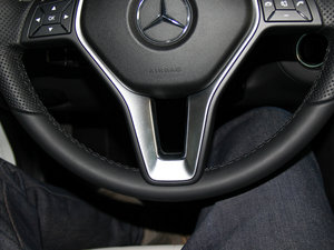 2015E 320L 4MATIC п؅^