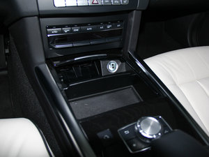 2015E 320L 4MATIC п؅^