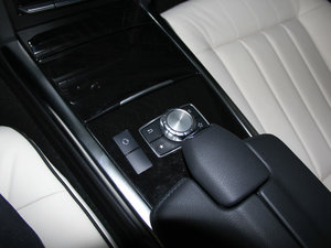 2015E 320L 4MATIC п؅^