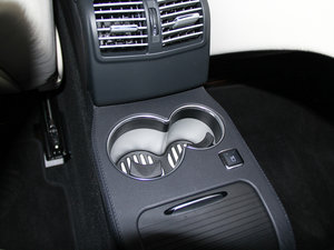 2015E 320L 4MATIC п؅^