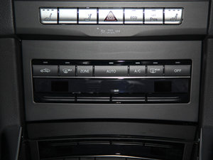 2015E 320L 4MATIC {{