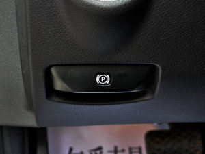 2015款E 180L 运动型 驻车制动器