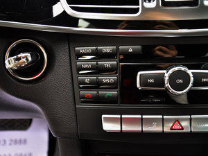 2015款E 180L 运动型 中控区