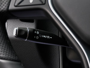 2015款E 180L 运动型 中控区