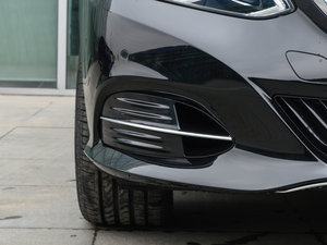 2015E 320L 4MATIC A ^